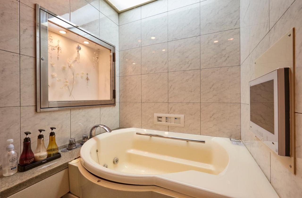Hotel Christmas (Adults Only) Inazawa 外观 照片