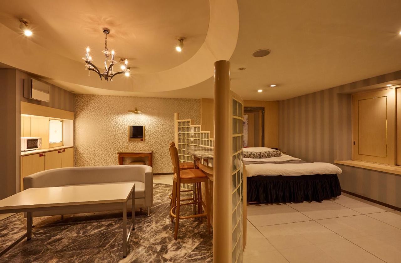 Hotel Christmas (Adults Only) Inazawa 外观 照片